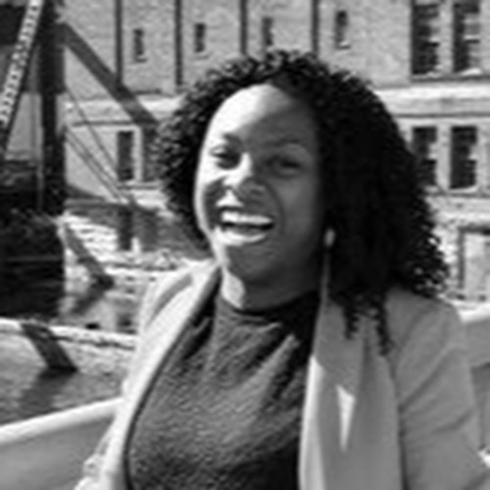 Meet your Posher, Iesha